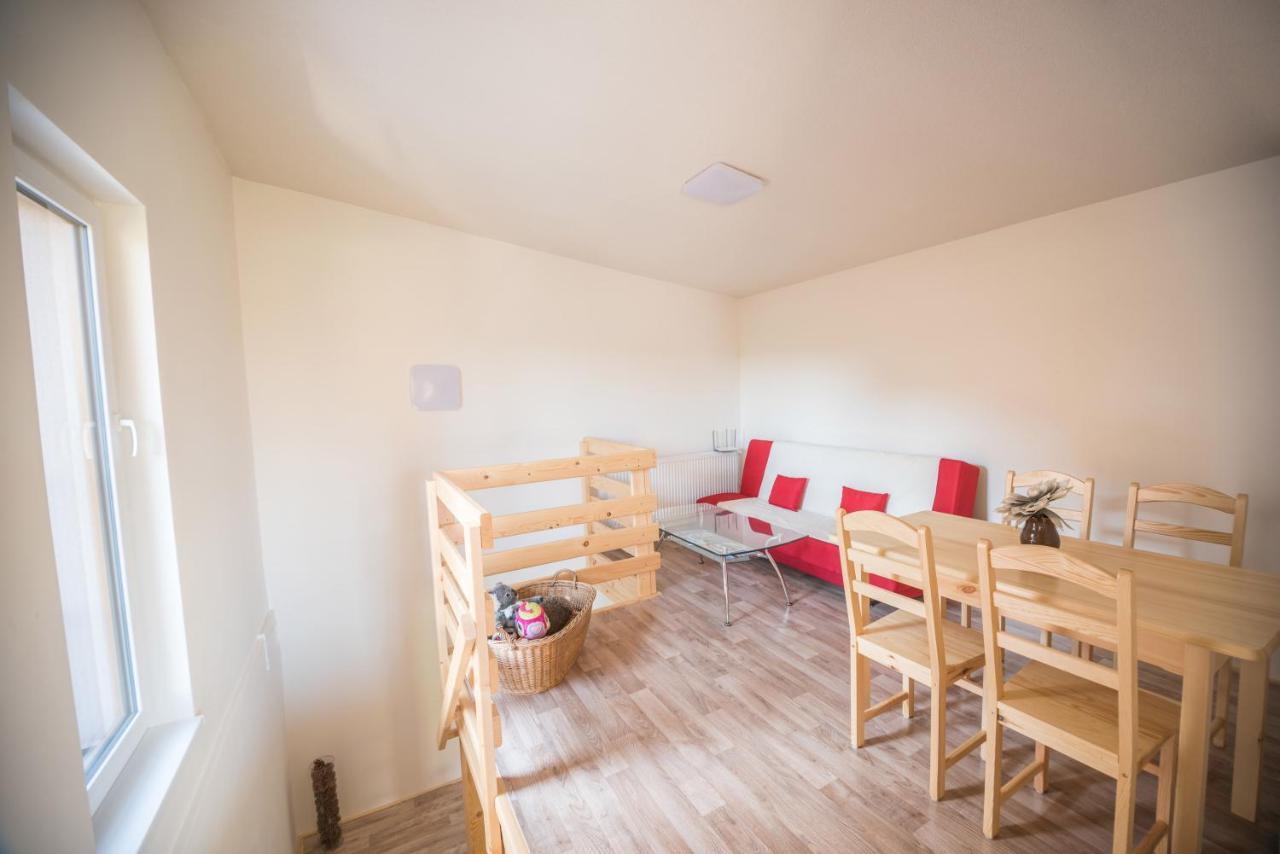 Apartman Emka Liptovský Mikuláš 外观 照片